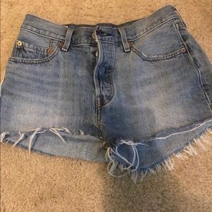 levi jean shorts
